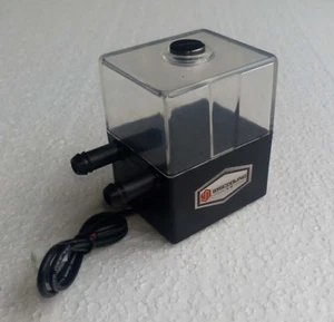 Wasserpumpe mit Tank bzw Ausgleichsbehälter | für Wasserkühlung | 12V | 4W | Neu - Bild 1 von 6