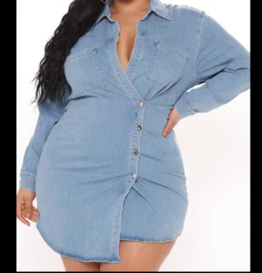FASHION NOVA GET WITH THE PROGRAM MEDIUM BLUE WASH DENIM MINI DRESS ( SZ: 2XL) - Picture 1 of 9