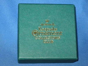 1991 Hallmark Keepsake Ornament Collectors Club Pin   - Picture 1 of 2