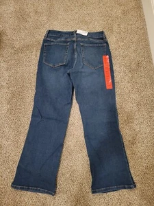 CHAPS Midrise Crop Kick Jeans Sz 8/29 - Picture 1 of 3