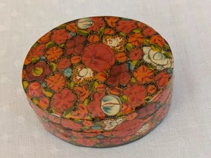 Ovale LACKDOSE Schatulle Holz Blumen Muster Handarbeit 8x6x4 cm - Bild 1 von 2