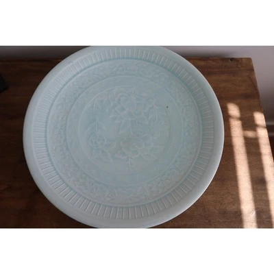 Plato grande vintage asiático Celedon China tazón para servir diseño floral 16" Foto 1 de 4