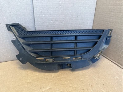 Lincoln MKZ 2017 2018 2019 2020 OEM bisel de luz antiniebla izquierda, cubierta de orificio Foto 1 de 4