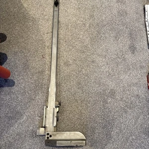 Mitutoyo 0 To 600mm / 24” Vernier Height Gauge With Scribe - Picture 1 of 5