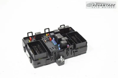 2017-2020 LINCOLN MKZ ENGINE FUSE RELAY JUNCTION BOX BLOCK MODULE OEM - Image 1 of 4