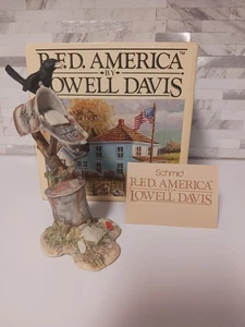 Lowell Davis Figur ''CHECK'S IN THE MAIL'' Schmid Border Fine Arts - Bild 1 von 11