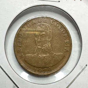 World Coin 1979 Colombia 2 Pesos Bronze KM#263 Circulated - Picture 1 of 3