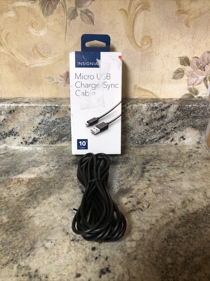Open Box Insignia Charging and Sync Micro USB cable 10’ - Image 1 of 4