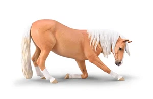 Breyer Corral Pals Bowing Lusitano Mare Palomino #80042 - Imagen 1 de 1