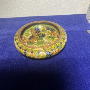 Vintage Enamel Copper Cloisonne 6” Shallow Bowl Green Floral Scallop Scroll Foot - Picture 1 of 9