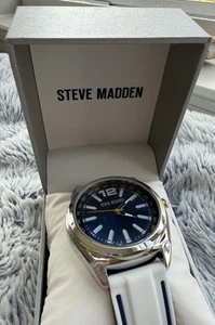 Steve Madden | Uhr Herren Blau Silber Weiß | Silikonarmband + Box | Neu - Bild 1 von 8