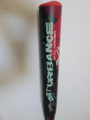 Bate de softbol senior AXE Disturbance 26 OZ Foto 1 de 4