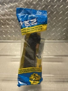 VINTAGE PEZ DISPENSER "BATMAN" NEW FACTORY SEALED BLUE PACKAGE - Picture 1 of 2