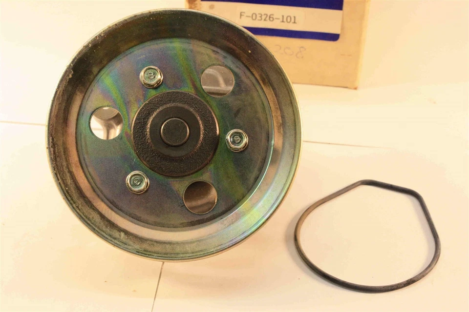 Water Pump with Pulley for HONDA Civic 1200  1973-1979       ref. 19200-634-670 - Image 1 of 4