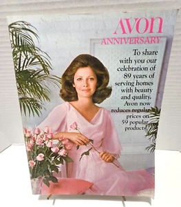 Vintage Avon Sales Brochure 1975 Campaign 12 - Picture 1 of 7