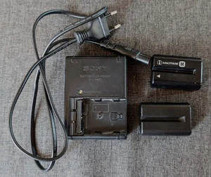 Original Sony Ladegerät BC-VM10 für Akku NP-FM500H 1 x Sony original 1 x Patona - Bild 1 von 6