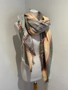 Passigatti shawl scarf wrap VGC pashmina lightweight aztec pattern large - Picture 1 of 6