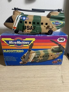 Vintage GALOOB MICRO MACHINES - 1989 Elicottero Militare Chinook U-897 USAF +Box - Imagen 1 de 2
