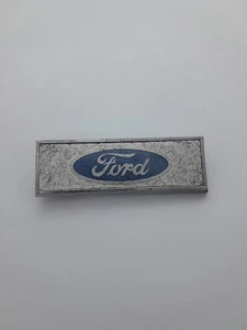 Ford Chrom Emblem J Fray original gebraucht 109E 16079 / T 7,5cm x 2,5cm - Bild 1 von 7