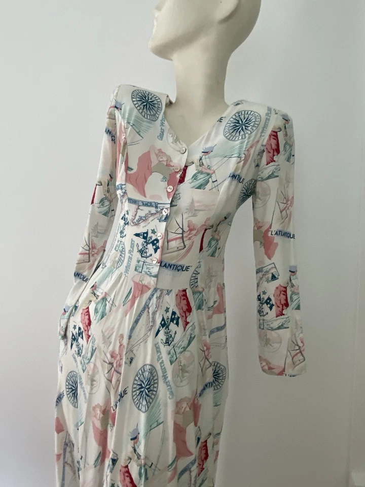 Vestido Pinup Náutico Vintage Años 80 Estampado Novedad Envíos Navegación Ajuste Costero y Acampanado Foto 1 de 4