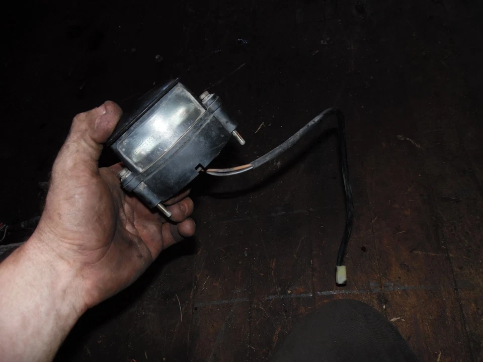 Suzuki GSX1100 F 1991 Katana matrícula lámpara luz Foto 1 de 1