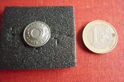 ANCIEN BOUTON / GARDE NATIONAL " LIBERTE ORDRE PUBLIC " - Photo 1/3