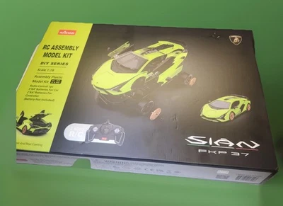 Lamborghini Sian - 1/18 RC Car Building Kit Remote Control Lambo Green - Image 1 of 4