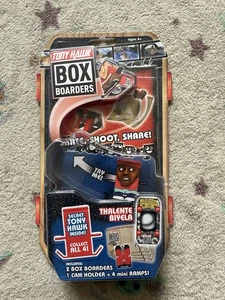 Tony Hawks Box Boarders Thalente Biyela & Mystery Skater Kids Action Figure Set - Picture 1 of 1
