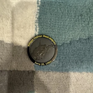 West Virginia 2007 Geocoin - Bild 1 von 2