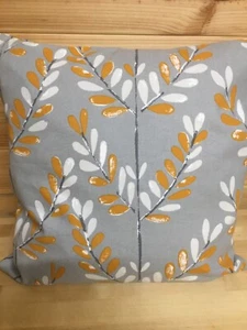 Handgefertigter doppelseitiger Scandi Zweig Stoff orange auf grau Kissenbezug 16"x16" - Bild 1 von 4