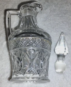 Vintage Crystal Glass Cruet Decanter with Stopper 5" Tall 3" Diameter - Picture 1 of 4