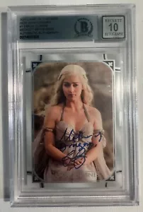 Emilia Clarke SIGNED & "Mother of Dragons" 2021 Game of Thrones #1 BGS AUTO ๐ฅ - Picture 1 of 2