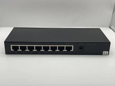 NEW! Pakedge SE-8-EP 8 Port Gigabit Unmanaged Switch PoE Power - Image 1 of 3
