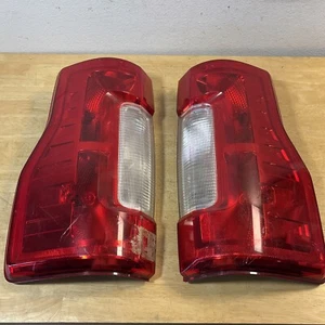2017 2018 2019 Ford F250 F350 Right and left Taillight HC3B-13B504-AB OEM - Picture 1 of 10