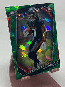 2023 PANINI THE NATIONAL VIP GOLD BIJAN ROBINSON FALCONS CRACKED ICE GREEN 41/99 - Picture 1 of 9