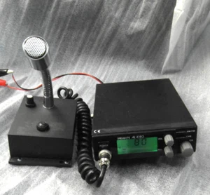 CB Funkgerät 80FM / 12 AM AE4180 + Verstärker Mikrofon - Zdjęcie 1 z 5