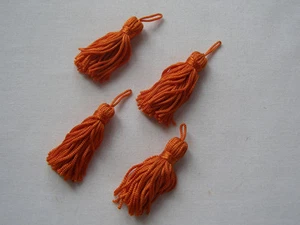 Collana Key Tassel - passamaneria decorativa, cuscino nappa chiave portagioie - Foto 1 di 1