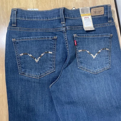 Pantalones de mezclilla Levis 512 para mujer perfectamente adelgazantes Bootcut azul talla 8 medianos nuevos con etiquetas Foto 1 de 4