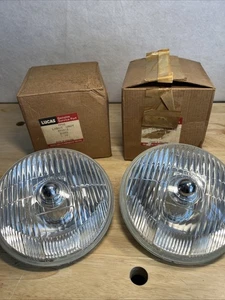 Genuine Lucas One Light Unit Sealed Beam 554813 NOS Pair MGA Austin - Foto 1 di 16