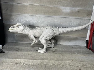 Jurassic Park World Camp Kreidezeit superkolossaler Indominus Rex groß 39" x 15" - Bild 1 von 12