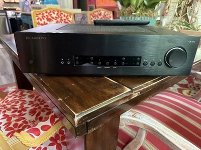Amplificador integrado estéreo Cambridge audio CXA60 DAC Foto 1 de 4