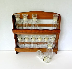 Vintage Holz Gewürzregal 12 Gläser Apotheker Flaschen mit Deckel 11,25x10" Retro Küche - Bild 1 von 17