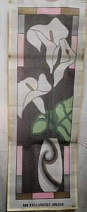 Lirios de cala de lona Needlepoint de Exclusively Arleen # 588 NOS 38" X 13" pulgadas - Imagen 1 de 3