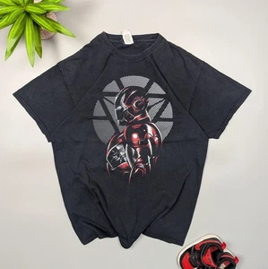 Marvel Iron Man T-Shirt Gildan Uomo L Maglietta Nera Stark Supereroe Retro Fumetto MCU - Foto 1 di 11