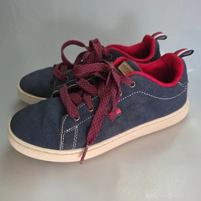 Tommy Hilfiger Youth Size 3 Sneakers Tennis Shoes Kids Shoes - Image 1 of 4