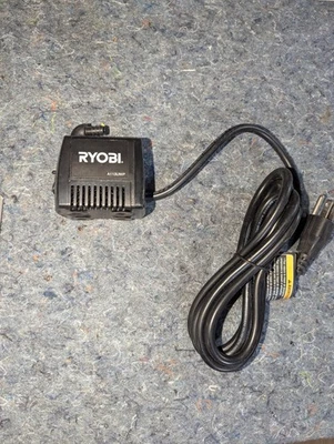 Bomba de agua sumergible universal Ryobi A113UWP 40 GPH nueva Foto 1 de 4