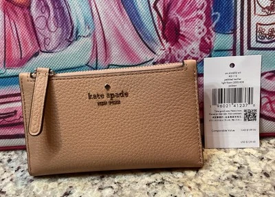 Portafoglio KATE SPADE JACKSON PELLE CIOTTOLATA sottile bifold KG112 Lt cerbiatto prezzo al dettaglio consigliato $129 - Immagine 1 di 4