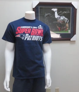 NFL New England Patriots Super Bowl LI Team Roster Cotton T-Shirt By Majestic - Bild 1 von 5