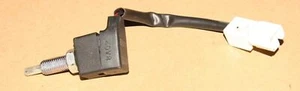 Contact switch Kia Picanto 1.1CRDi 55kw clutch pedal year of manufacture 2009 - Picture 1 of 1