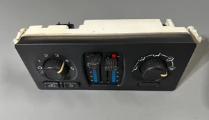 2003-2006 Chevy Silverado Sierra Tahoe Heater A/C Climate Control 10370033 - Picture 1 of 6